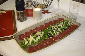 Dorfmeister Business Hotel B&B