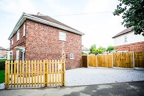 Entire House Tamworth