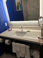 Radisson Hotel McAllen Airport