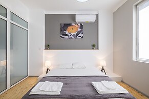 Stylish 2 BR Home in Center of Sofia