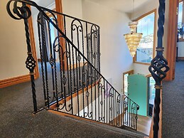 U Suites on Courtenay