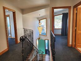 U Suites on Courtenay