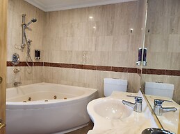 U Suites on Courtenay