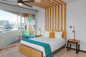 Mayan Monkey Los Cabos | Social Hotel