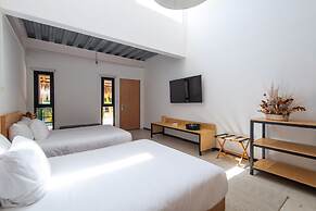 Mayan Monkey Los Cabos | Social Hotel