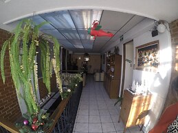 Mariana's Petit Hotel