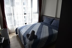 The Base Central Pattaya by Arawat