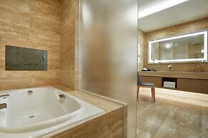 Shinhwa Jeju Shinhwa World Hotel & Resorts