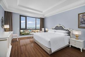 Four Points by Sheraton Lang Son