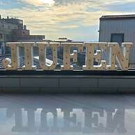 Box Inn Jiufen - Hostel