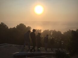 Nanu Garden House Boutique