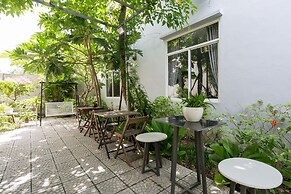 Nanu Garden House Boutique