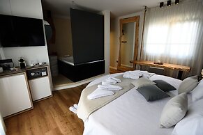 Magnifique Luxury Suites