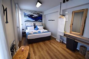 Magnifique Luxury Suites