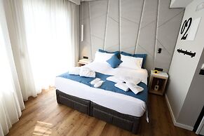 Magnifique Luxury Suites