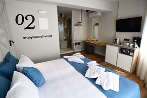 Magnifique Luxury Suites