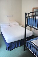 Sandpiper Holiday Apartments