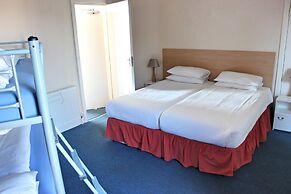 Sandpiper Holiday Apartments