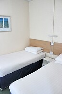 Sandpiper Holiday Apartments