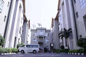 Onyx Hotel and Apartments