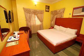 Onyx Hotel and Apartments
