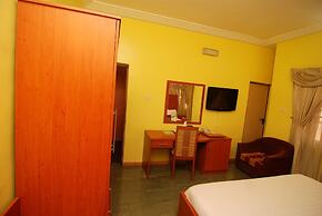 Onyx Hotel and Apartments