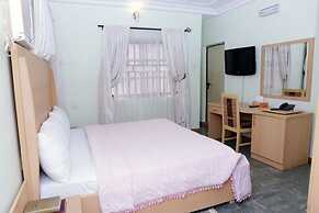 Onyx Hotel and Apartments