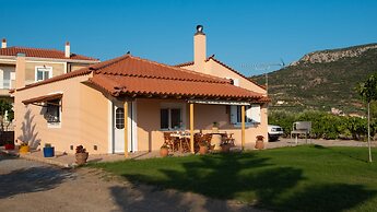 Laconia Domus - Papadianika