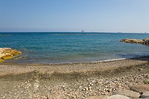 Seaside Luxury Beach Apartment