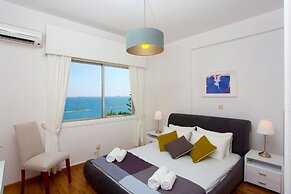 Seaside Luxury Beach Apartment