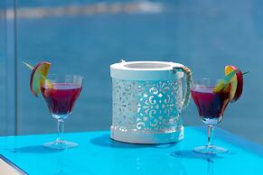 Seaside Luxury Beach Apartment