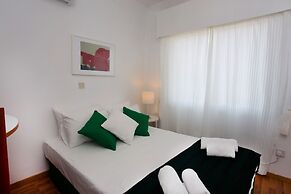 Seaside Luxury Beach Apartment