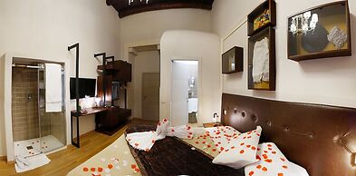 Duomo Luxury Suites