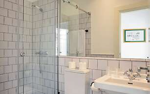 Spot Apartments Casa Januario