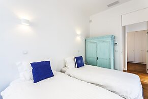 Chalet Estoril Luxury Apartments