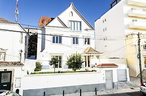 Chalet Estoril Luxury Apartments