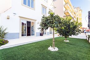 Chalet Estoril Luxury Apartments