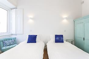 Chalet Estoril Luxury Apartments