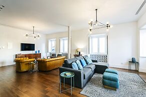 Chalet Estoril Luxury Apartments