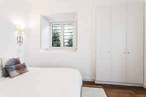 Chalet Estoril Luxury Apartments