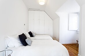 Chalet Estoril Luxury Apartments