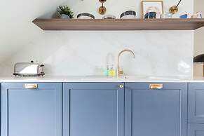 Lisbon Downtown Luxury Family Residence