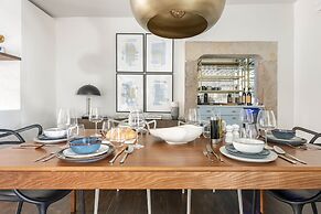 Lisbon Downtown Luxury Family Residence