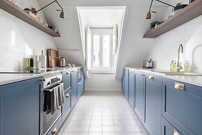 Lisbon Downtown Luxury Family Residence