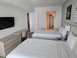 Lyfe Residence Building - Private apts over the beach