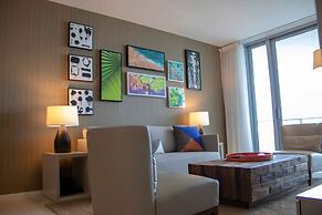 Lyfe Residence Building - Private apts over the beach