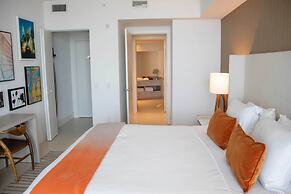 Lyfe Residence Building - Private apts over the beach