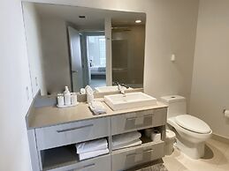 Lyfe Residence Building - Private apts over the beach