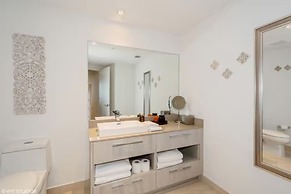 Lyfe Residence Building - Private apts over the beach