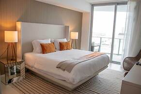 Lyfe Residence Building - Private apts over the beach